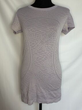 LAVENDER LULULEMON SWIFTLY TECH TEE